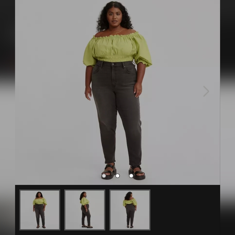 Levi's High Waisted Mom Jeans 16W